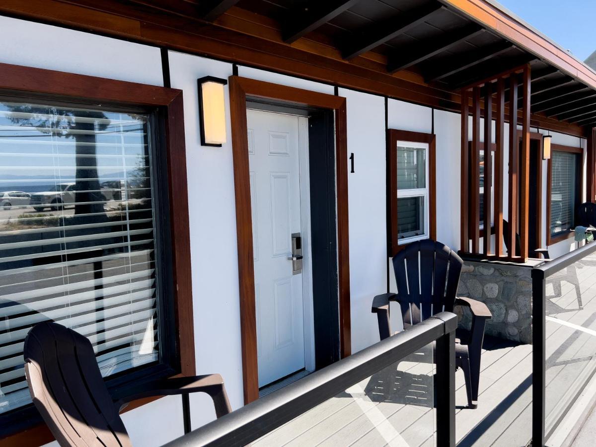 Oceanside Villas Sechelt Exterior foto